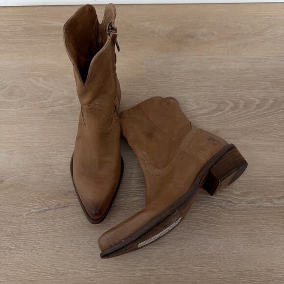 Women’s FRYE Leather Zip Up Western Booties Brown Size 6 - Picture 3 of 11